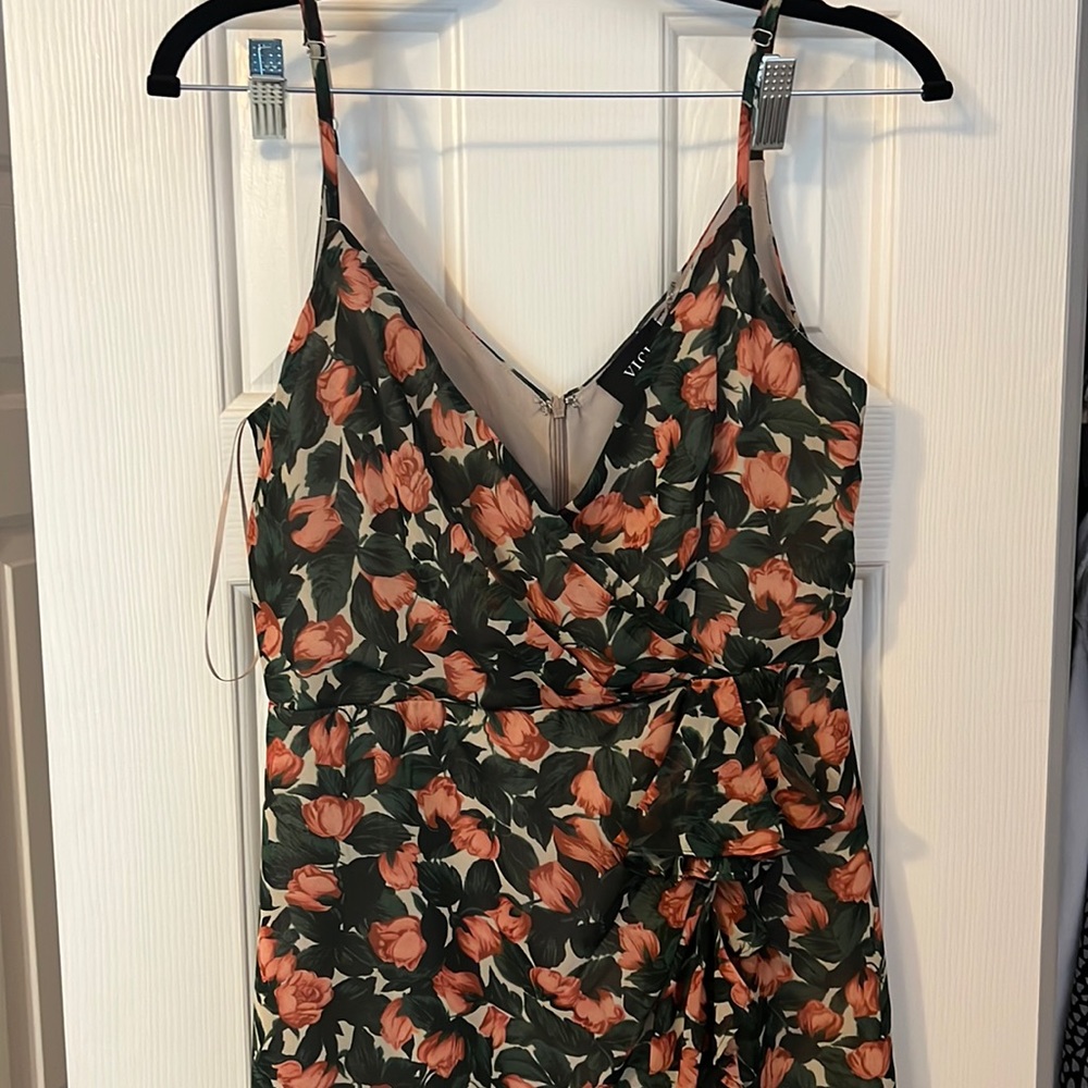 Vicki floral dress